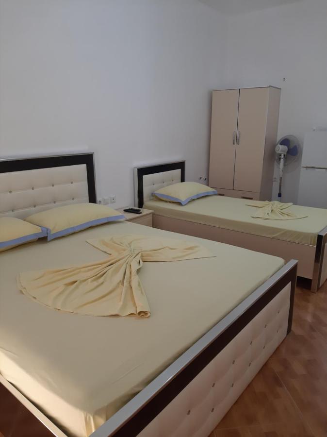 Bed and Breakfast Rock Star-Pllakat Saranda Zewnętrze zdjęcie