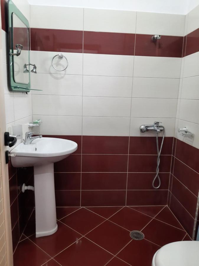 Bed and Breakfast Rock Star-Pllakat Saranda Zewnętrze zdjęcie