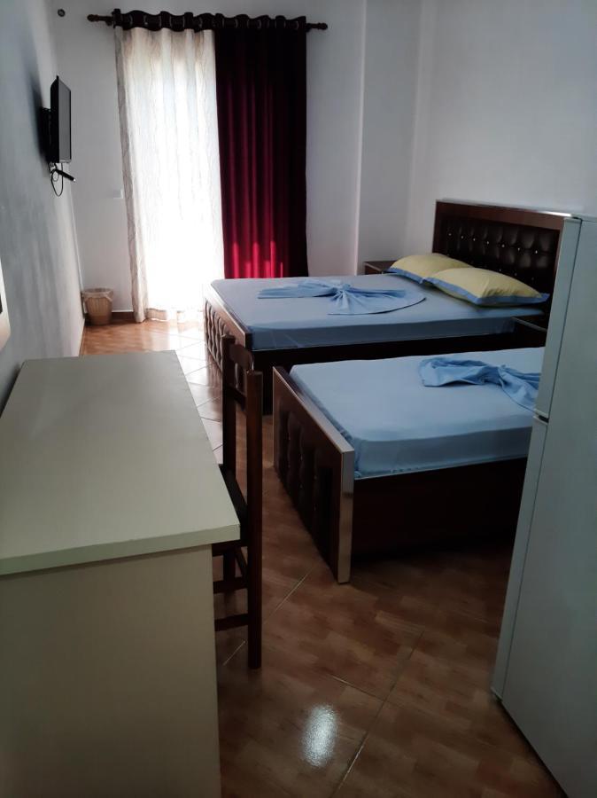 Bed and Breakfast Rock Star-Pllakat Saranda Zewnętrze zdjęcie