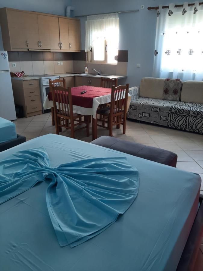 Bed and Breakfast Rock Star-Pllakat Saranda Zewnętrze zdjęcie